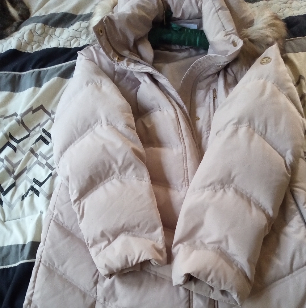 Calvin Klein down jacket never worn women's size XL